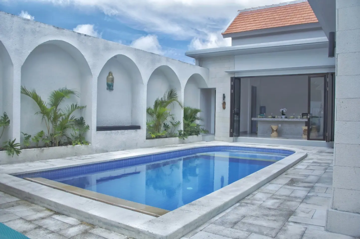 Modern 2-Bedroom Villa with Pool | Monthly & Yearly Rent in Prime Seminyak — image 3