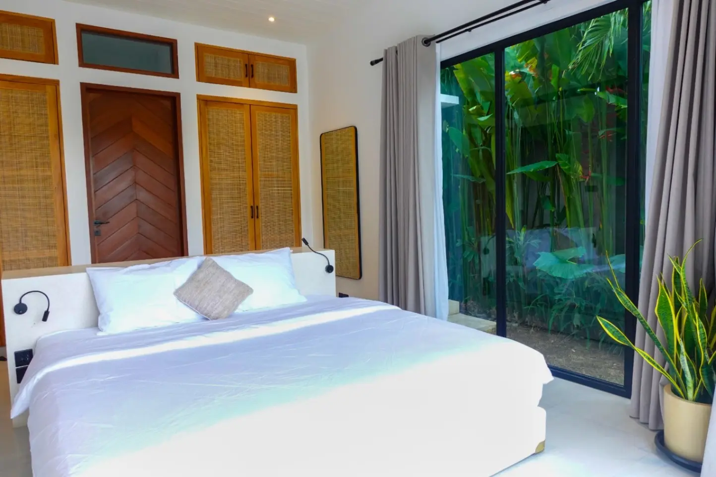 2-Bedroom Villa with Scenic Views & Quiet Ambience in Kaba-Kaba — image 2