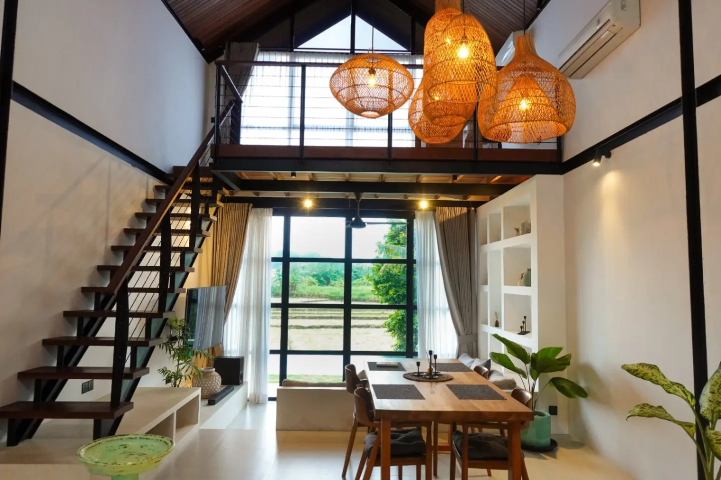 2-Bedroom Villa with Scenic Views & Quiet Ambience in Kaba-Kaba — image 1