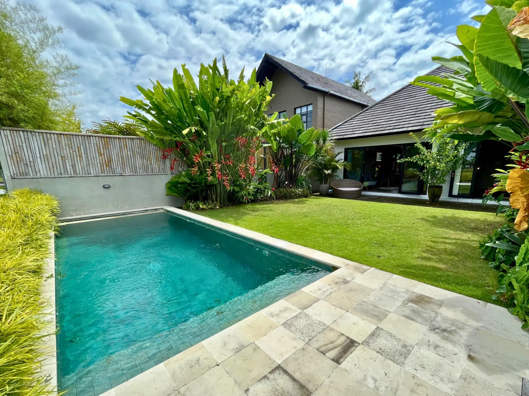 3BR Villa with Rice Field View