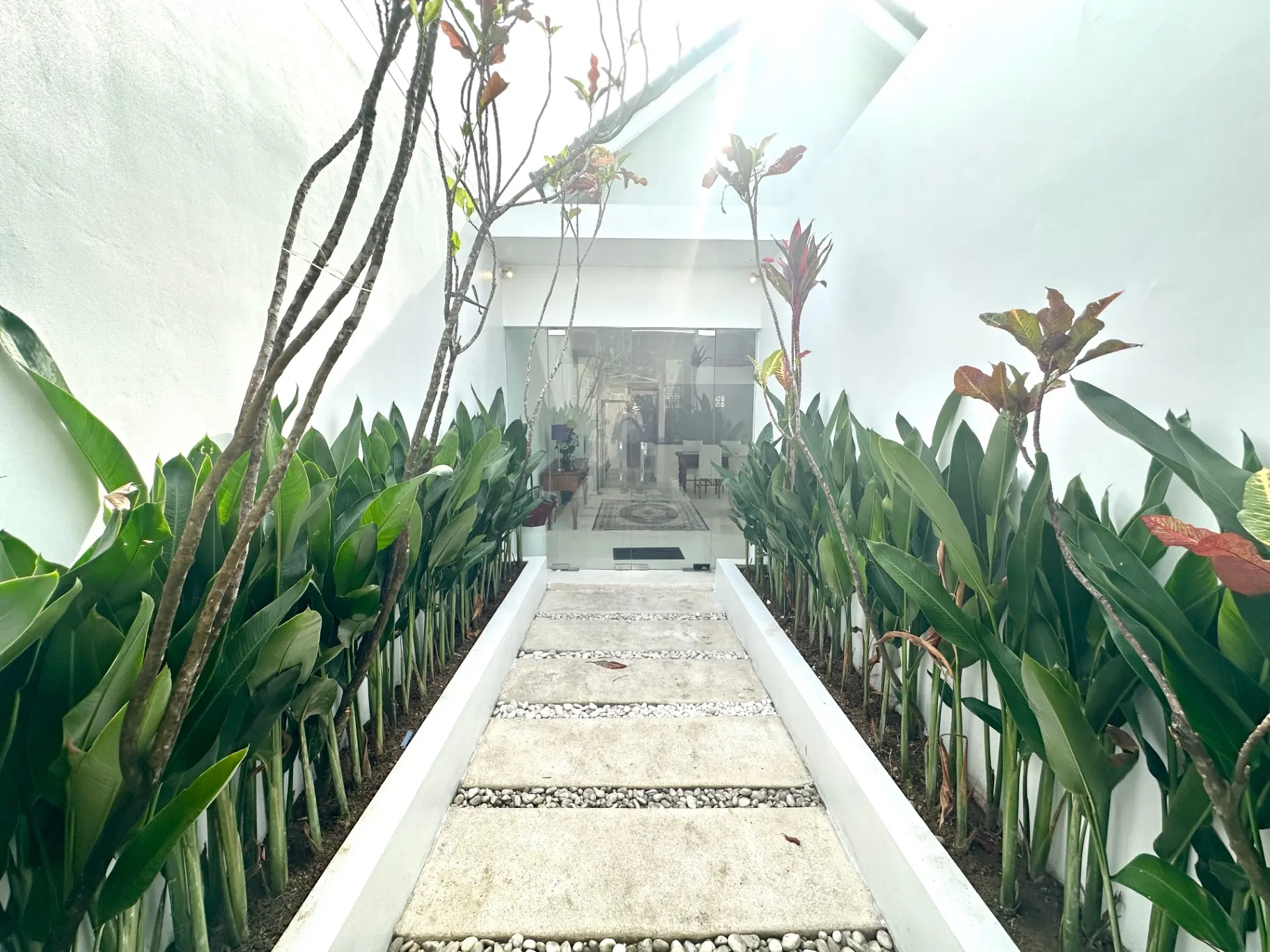 2 bedroom/2.5 Bath villa for longterm rental on Bumbak Umalas — image 4
