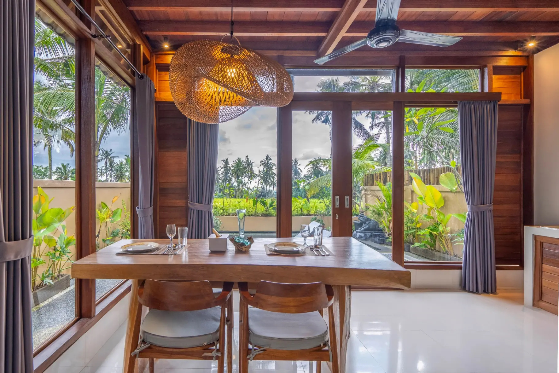 Juno - 1BR New Scenic Ubud Villa w/ Bathtub Pool & Paddy View — image 2