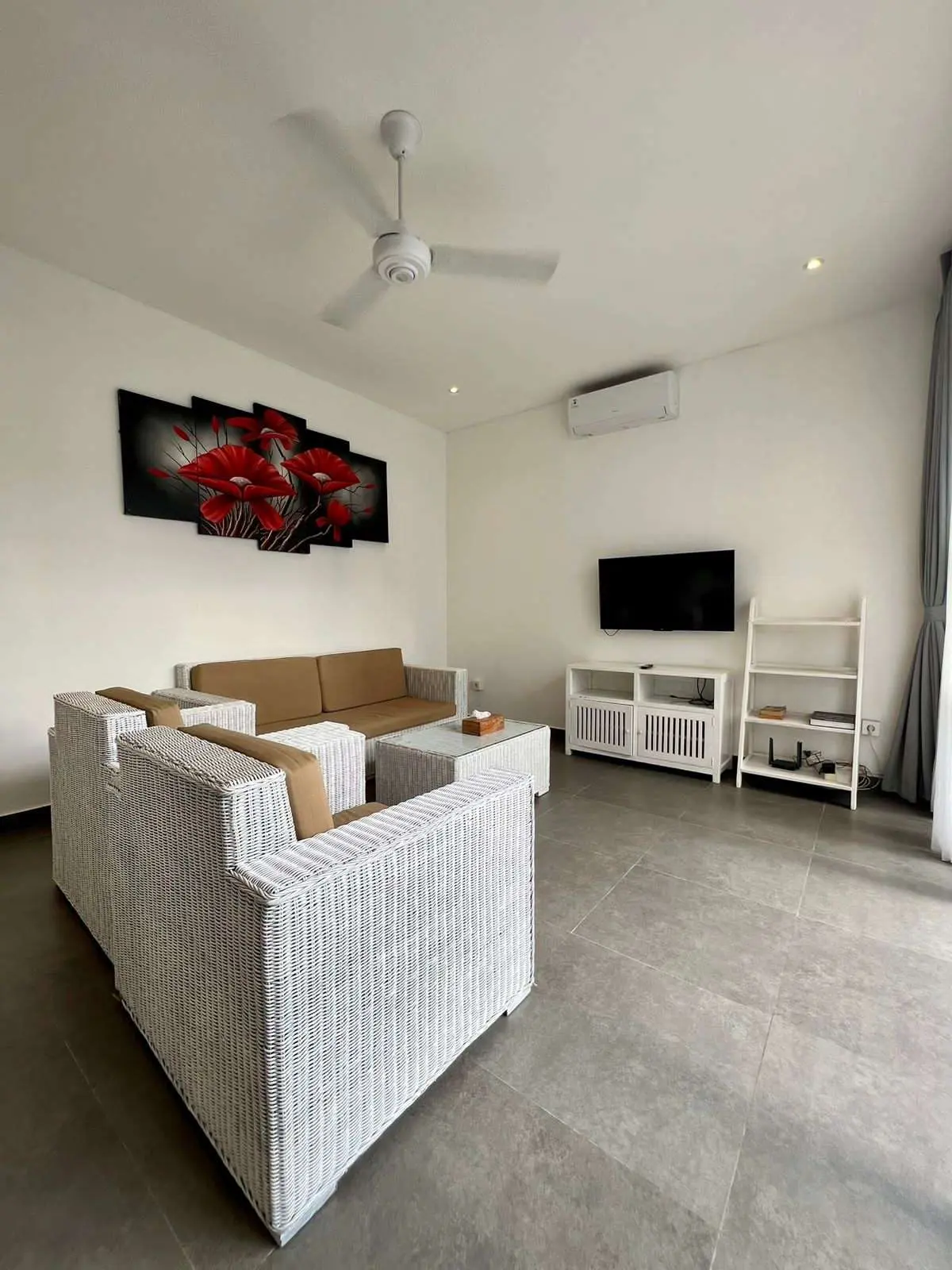 2 BEDROOM CLOSED RESIDENTIAL VILLA — image 3