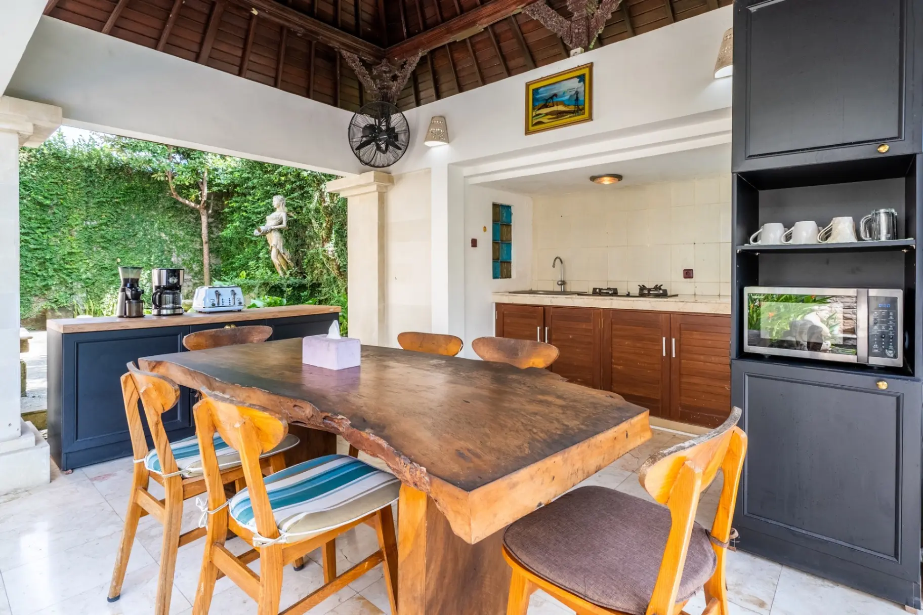 Uluwatu Cozy 3 Bedrooms Pet Friendly Villa — image 4