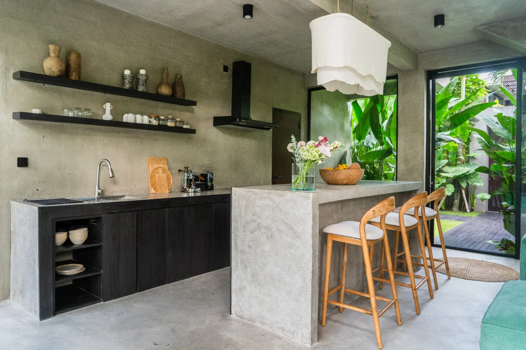 The Ultimate Tropical Luxury Living — image 2