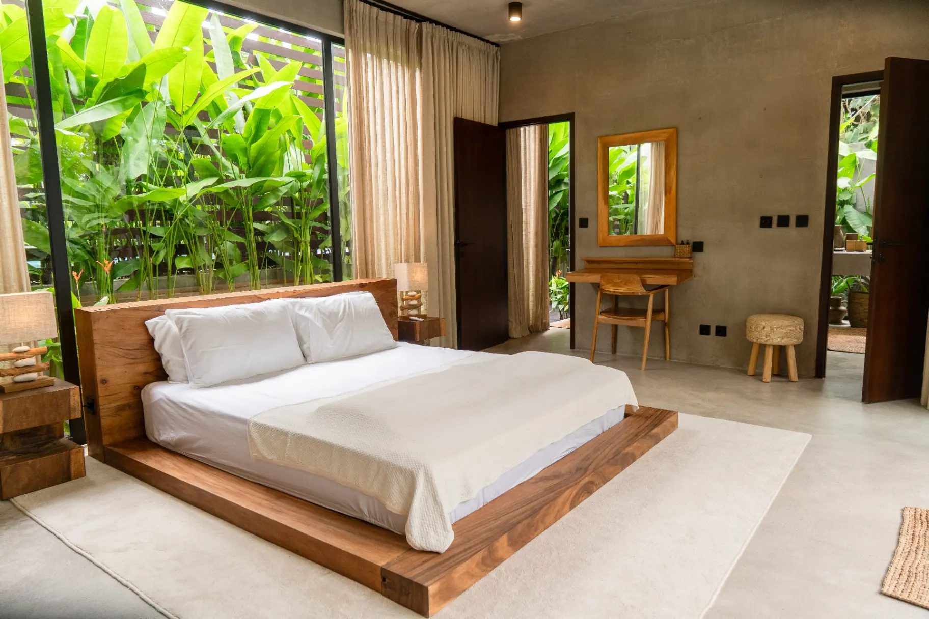 Luxurious Jungle View 1BR Villa for Your Escape — image 2