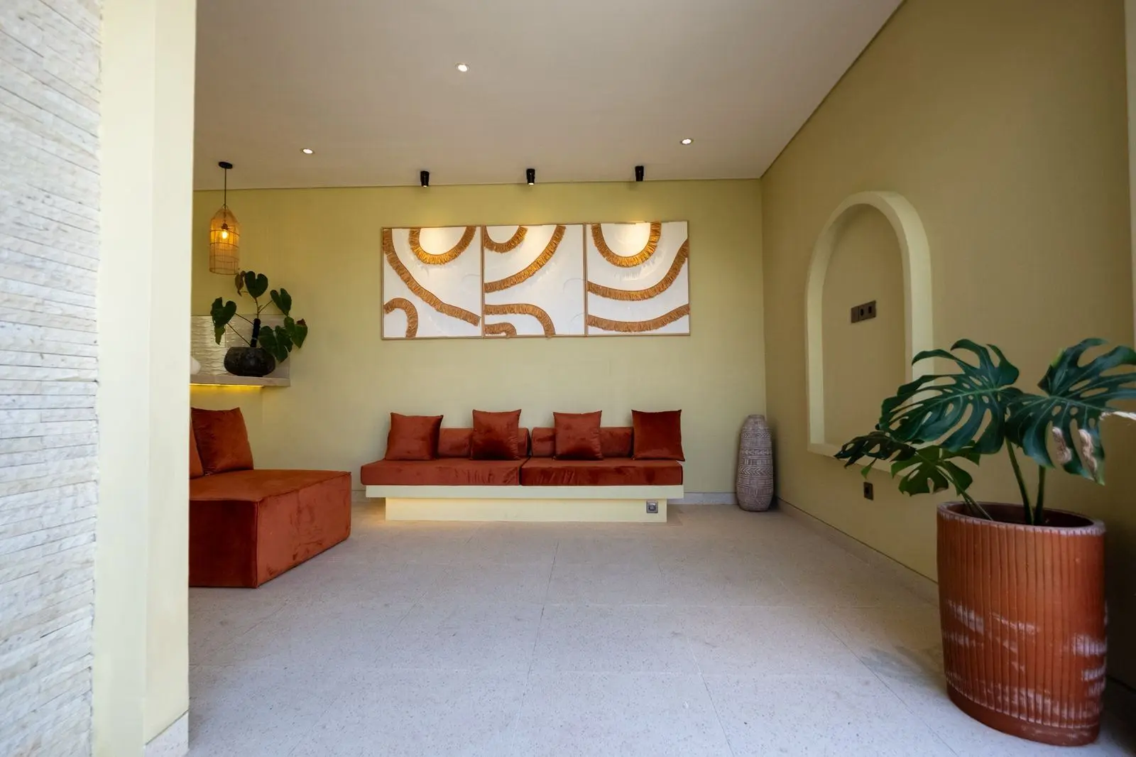 Villa in Canggu Tumbak Bayuh Pererenan 2 bedrooms — image 4