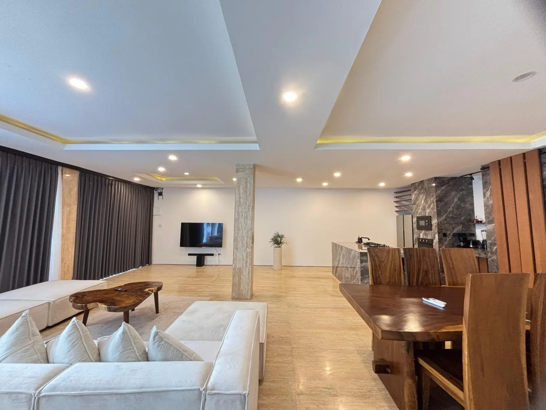 Brand New Villa 5 Bedroom Just 12 Minute to Melasti Beach in Balangan Uluwatu — image 3