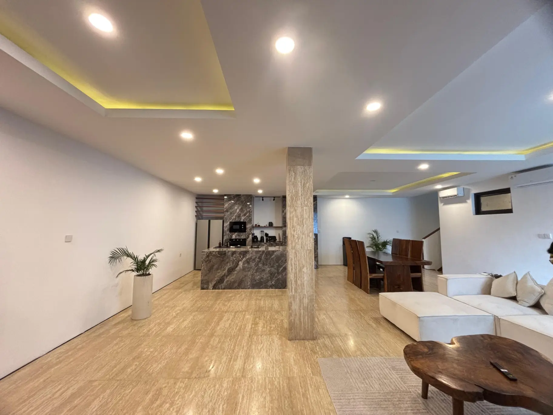 Brand New Villa 5 Bedroom Just 12 Minute to Melasti Beach in Balangan Uluwatu — image 4