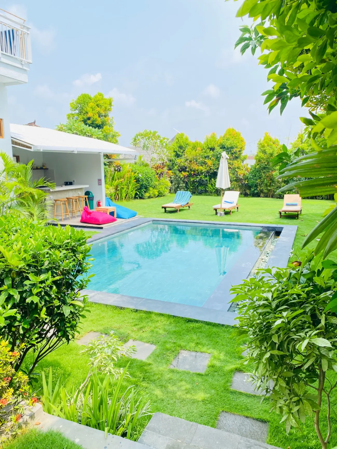 Unique Canggu Guest House — image 2