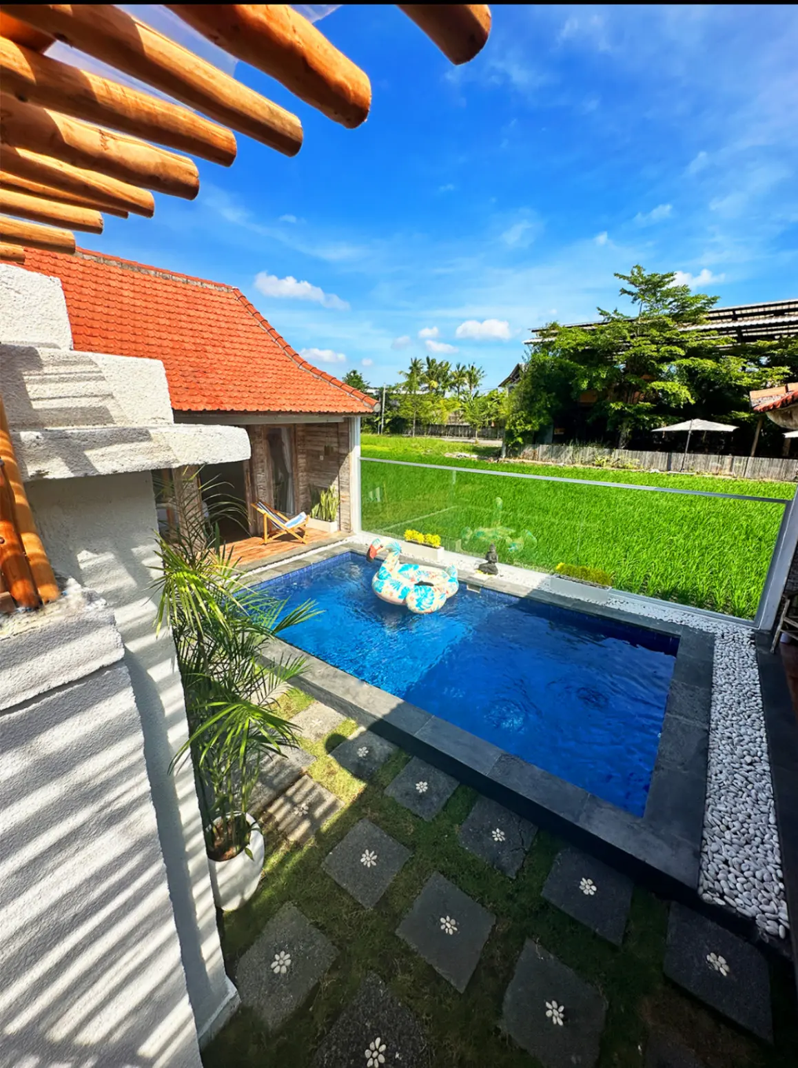 Charming 3-Bedroom Balinese Villa with Rice Field Views in Canggu – IBAR107