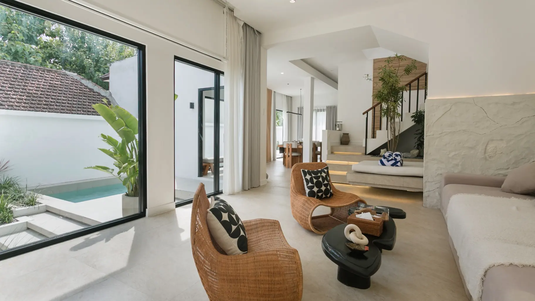 NEW! Modern Elegant 2BR Villa Near Melasti Beach — image 2