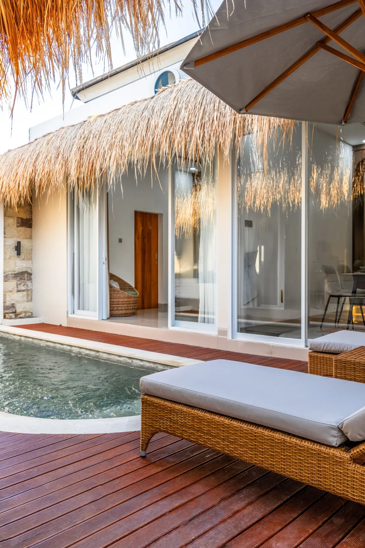2BR Tropical Modern Retreat w/ Pool Prime Seminyak — image 4