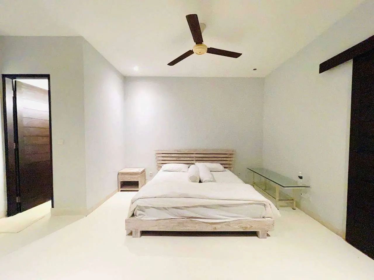 4 BEDROOM VILLA IN UMALAS - AF401 — image 4