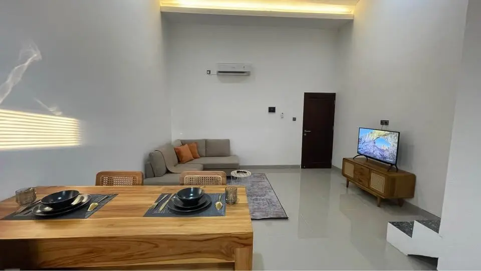 AVAILABLE ROOM MEZANINE JUST 6 MINUTE TO AIRPORT NGURAH RAI — image 2