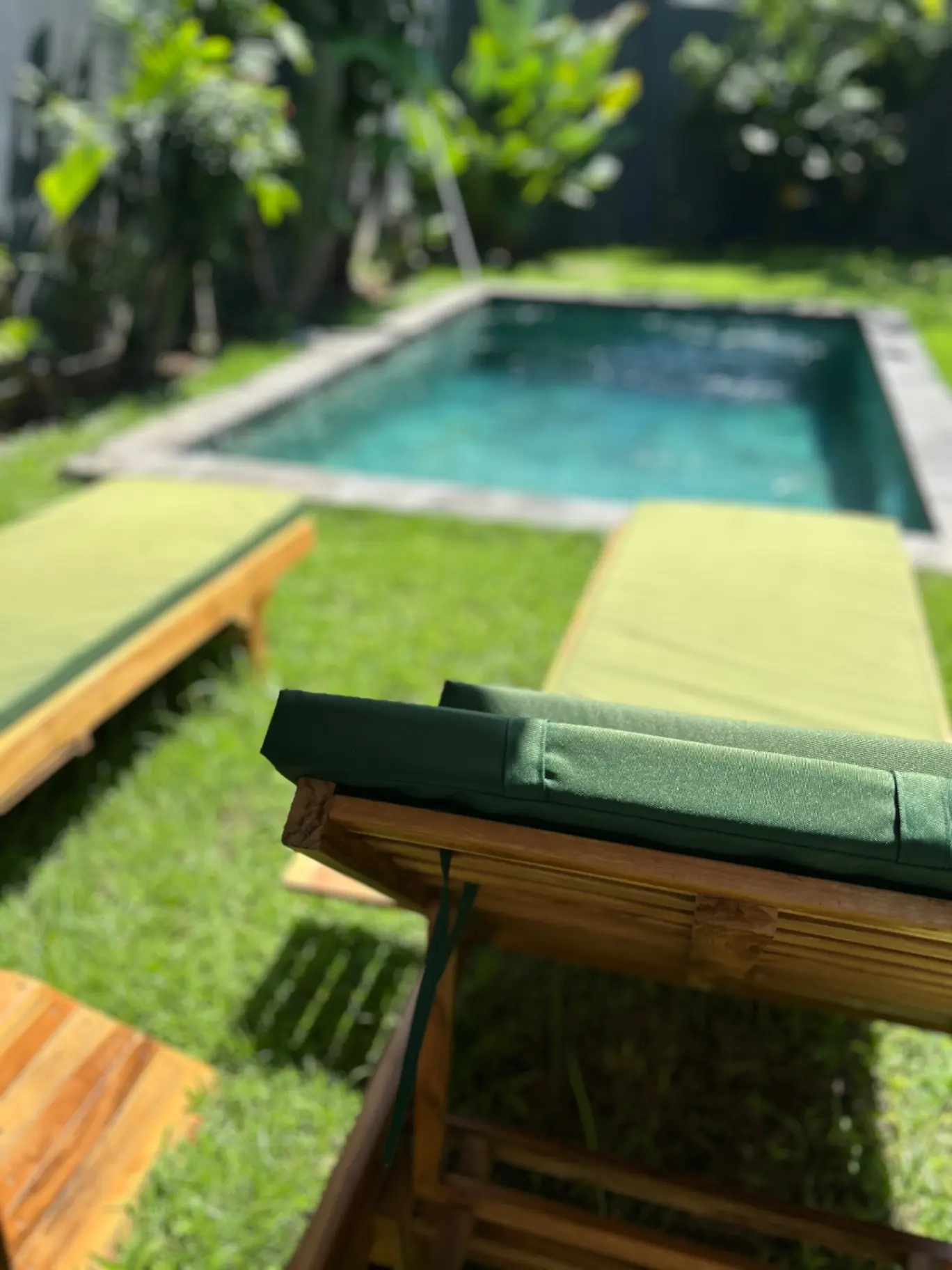 2BR PRIVATE POOL ° BIG GARDEN ° YOGA DECKING ° PETS ALLOWED — image 4