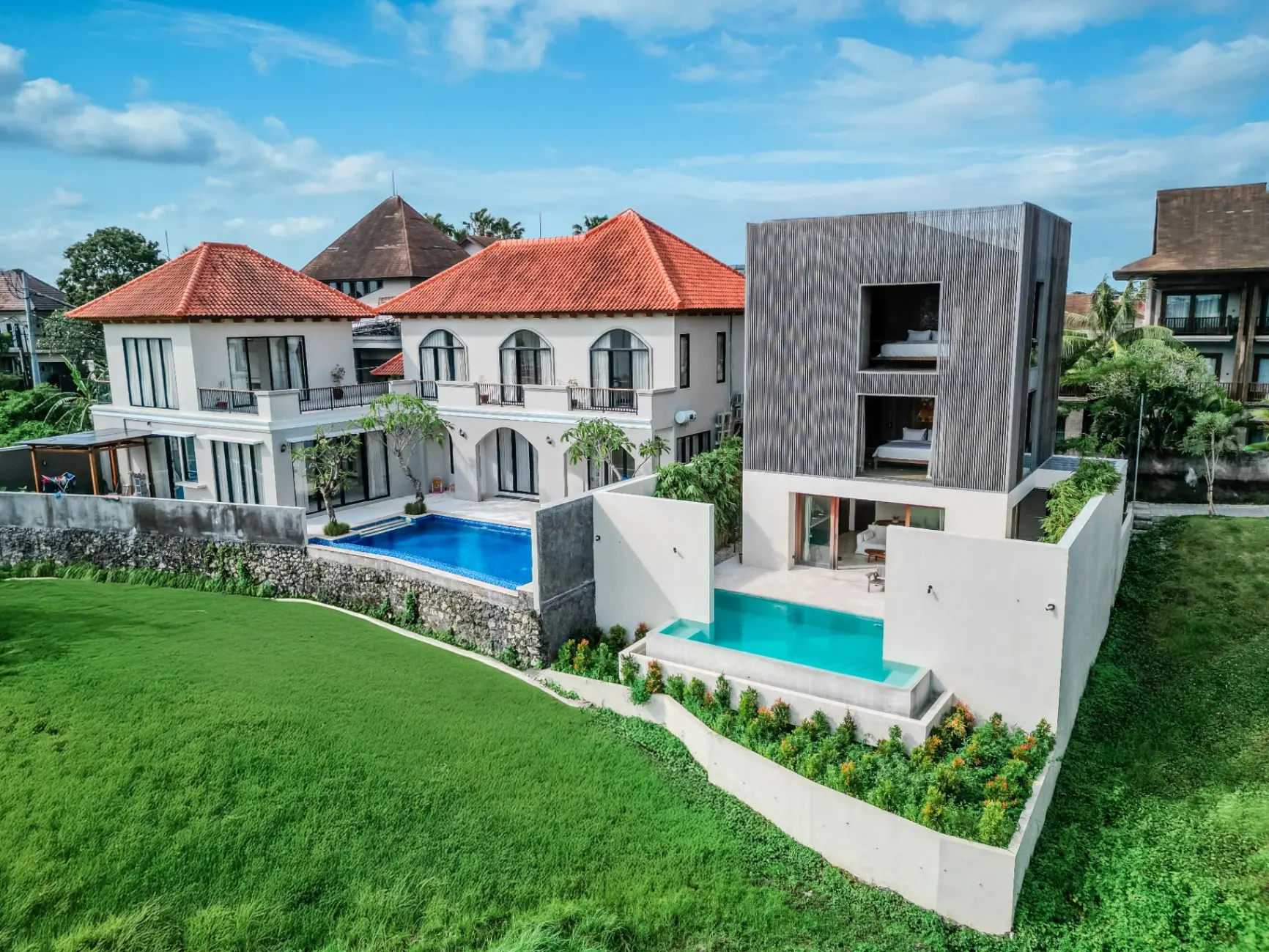 The Cube - Sophisticated 2BR Canggu | Pool Near Echo Beach — image 2