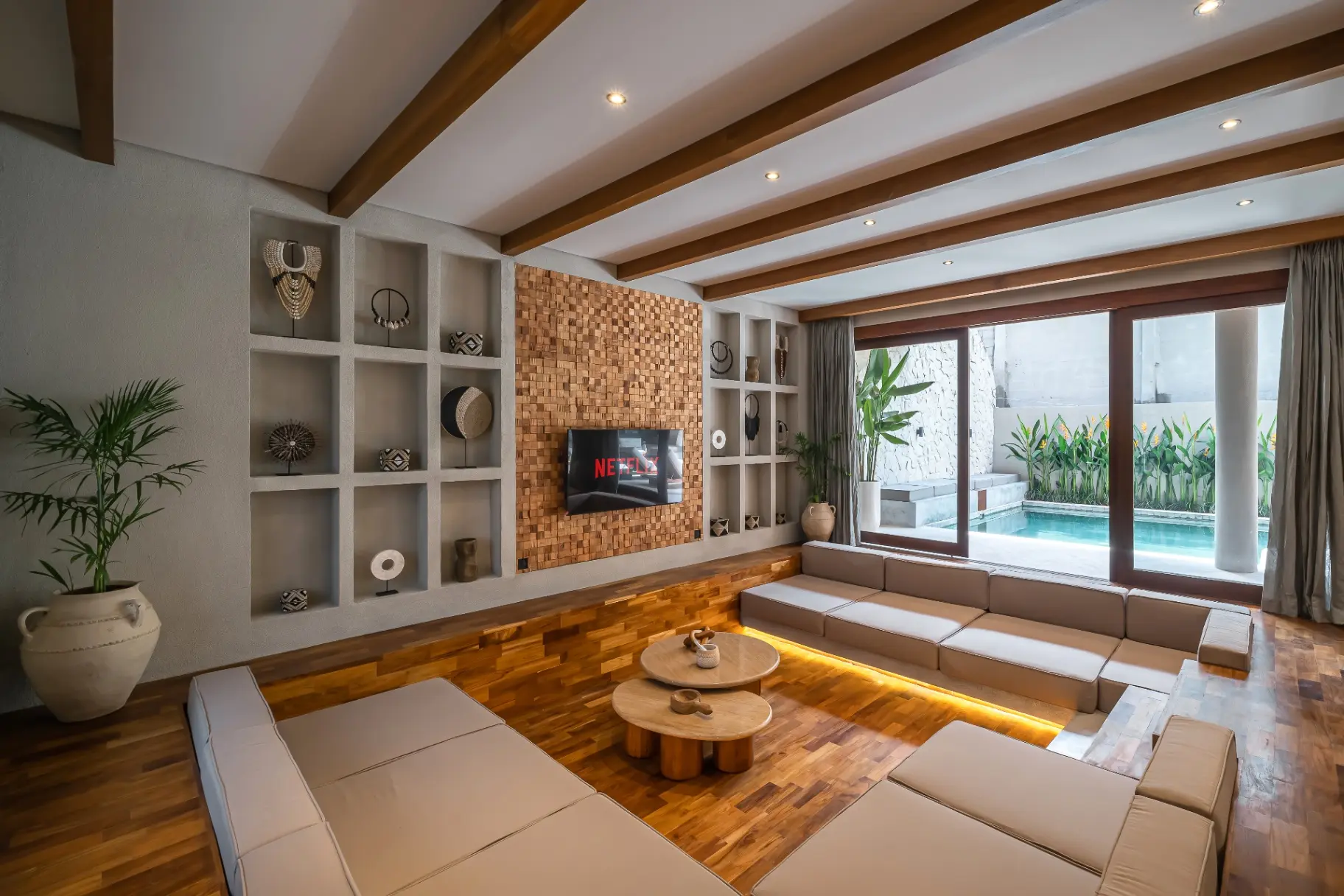 Villa Salih – Luxe 4BR Villa in Umalas w/Pool & Hot Tub — image 1