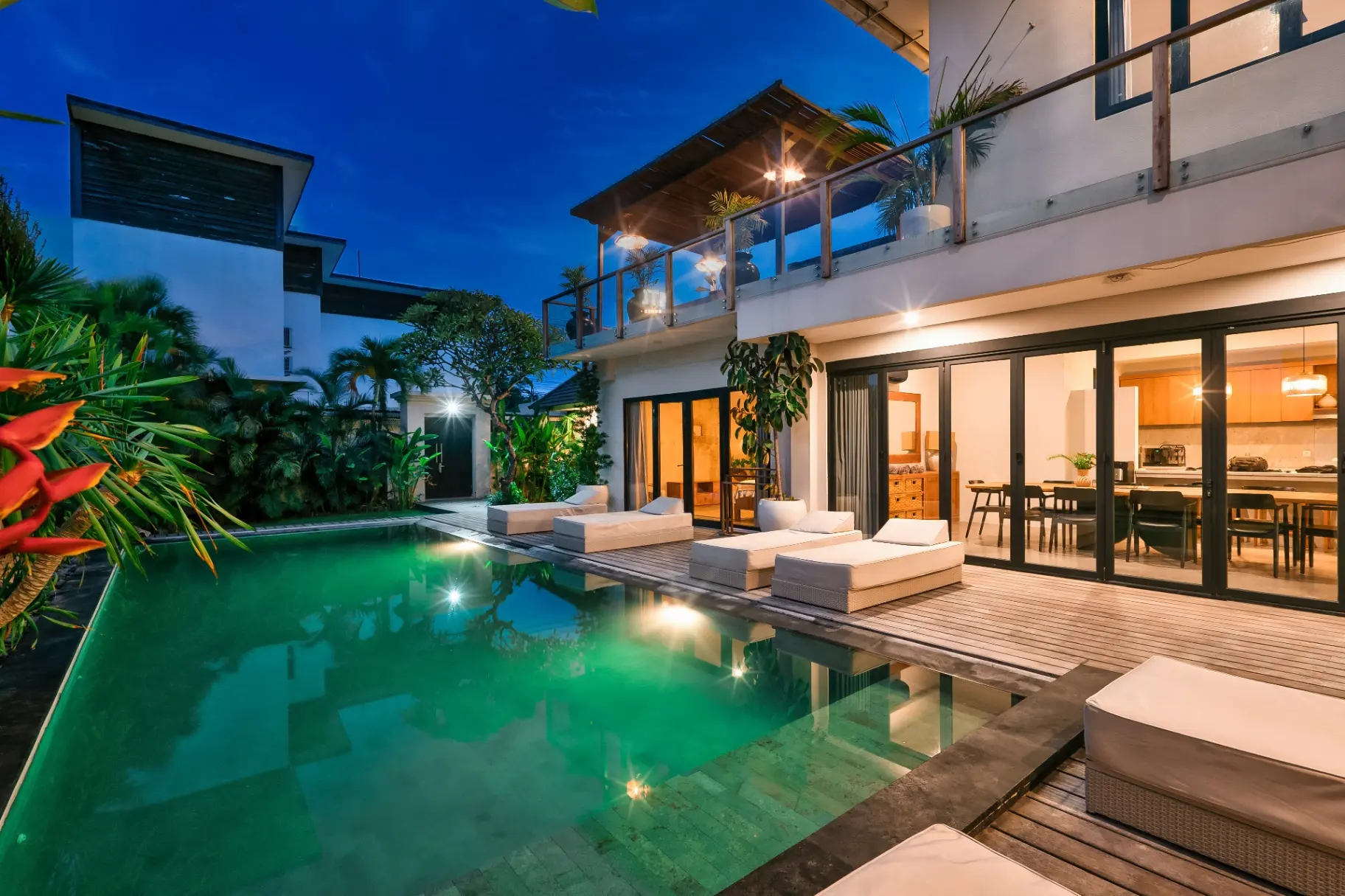 5BR Lux Beachside Villa w/ Pool & Patio in Canggu — image 2