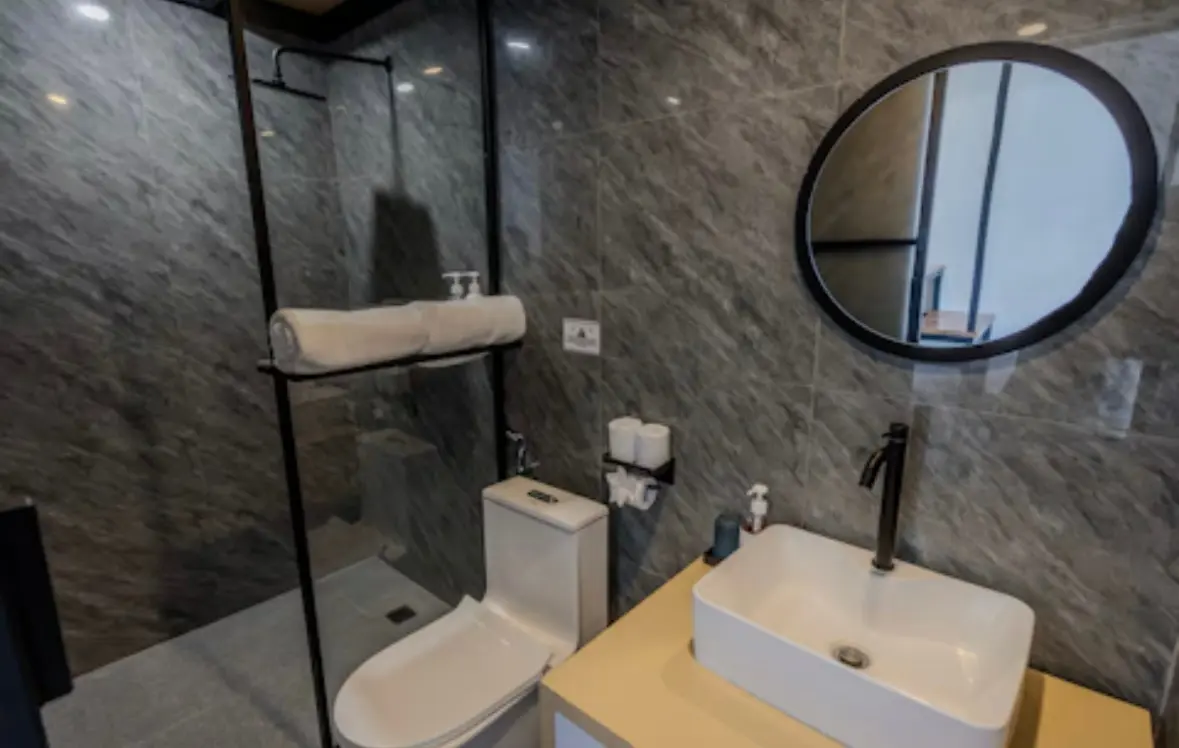 Duplex Studio to Rent in the heart of Seminyak w/ Private Kitchen — image 2