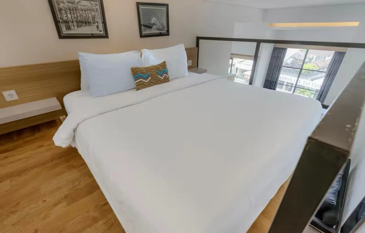 Duplex Studio to Rent in the heart of Seminyak w/ Private Kitchen — image 3
