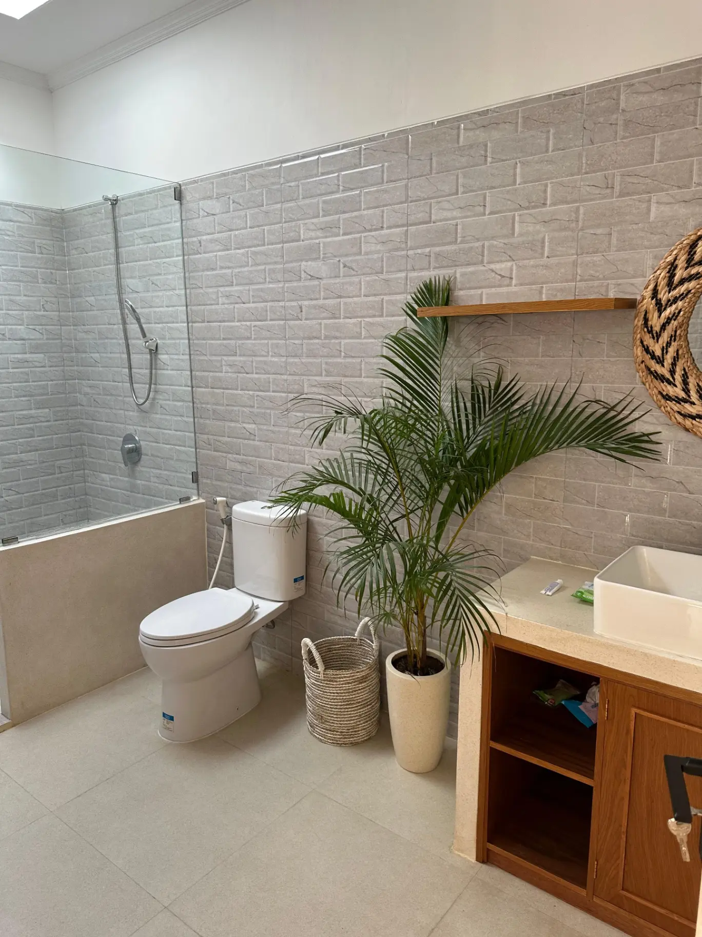 #2036 Cozy and bright 2 bedroom villa in a quiet area — image 3