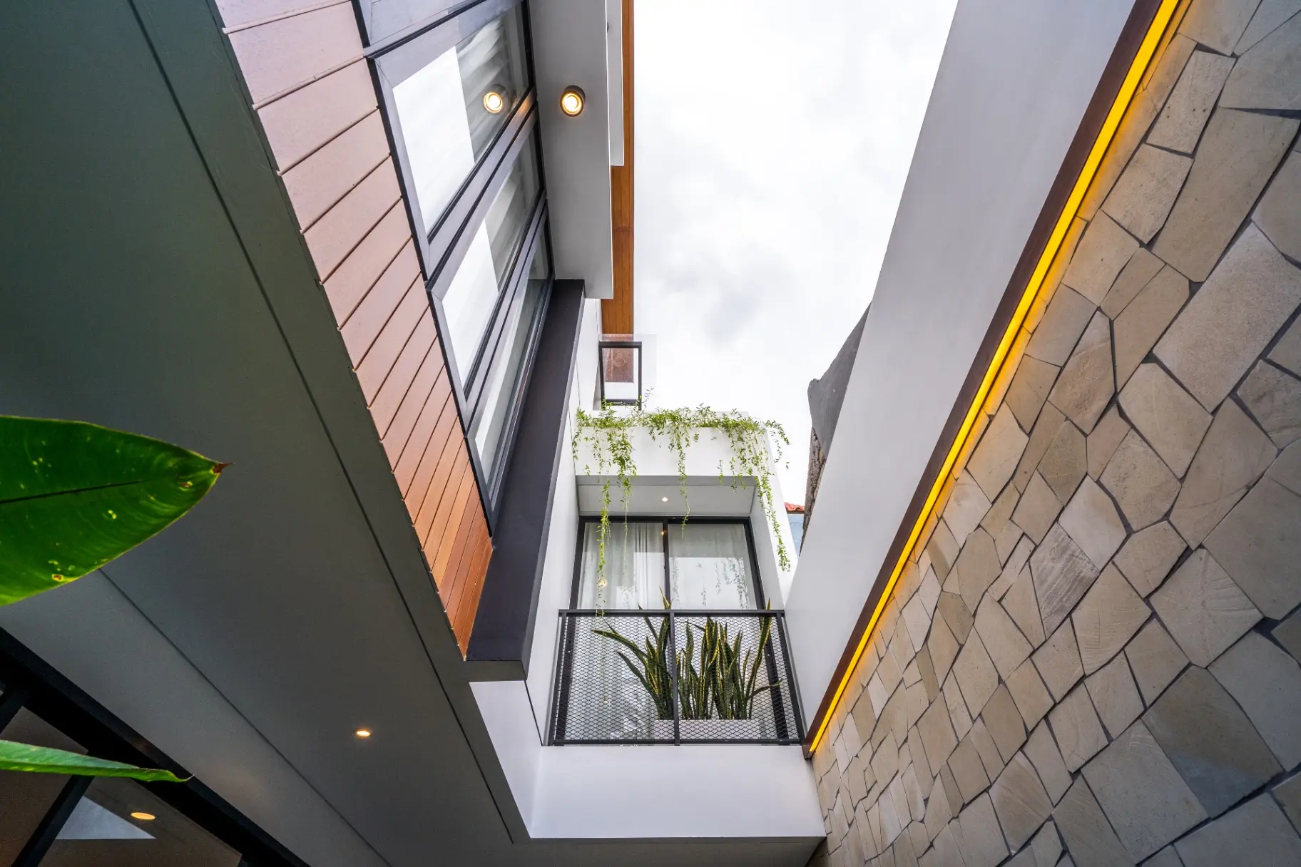 Feya - Modern 3BR Haven | Private Pool Uluwatu Temple — image 1
