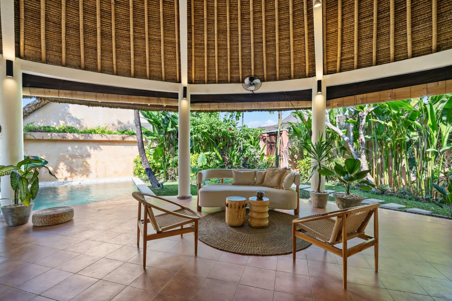 Flor -Designer 2BR Canggu Villa | Lush Garden & Pool — image 4