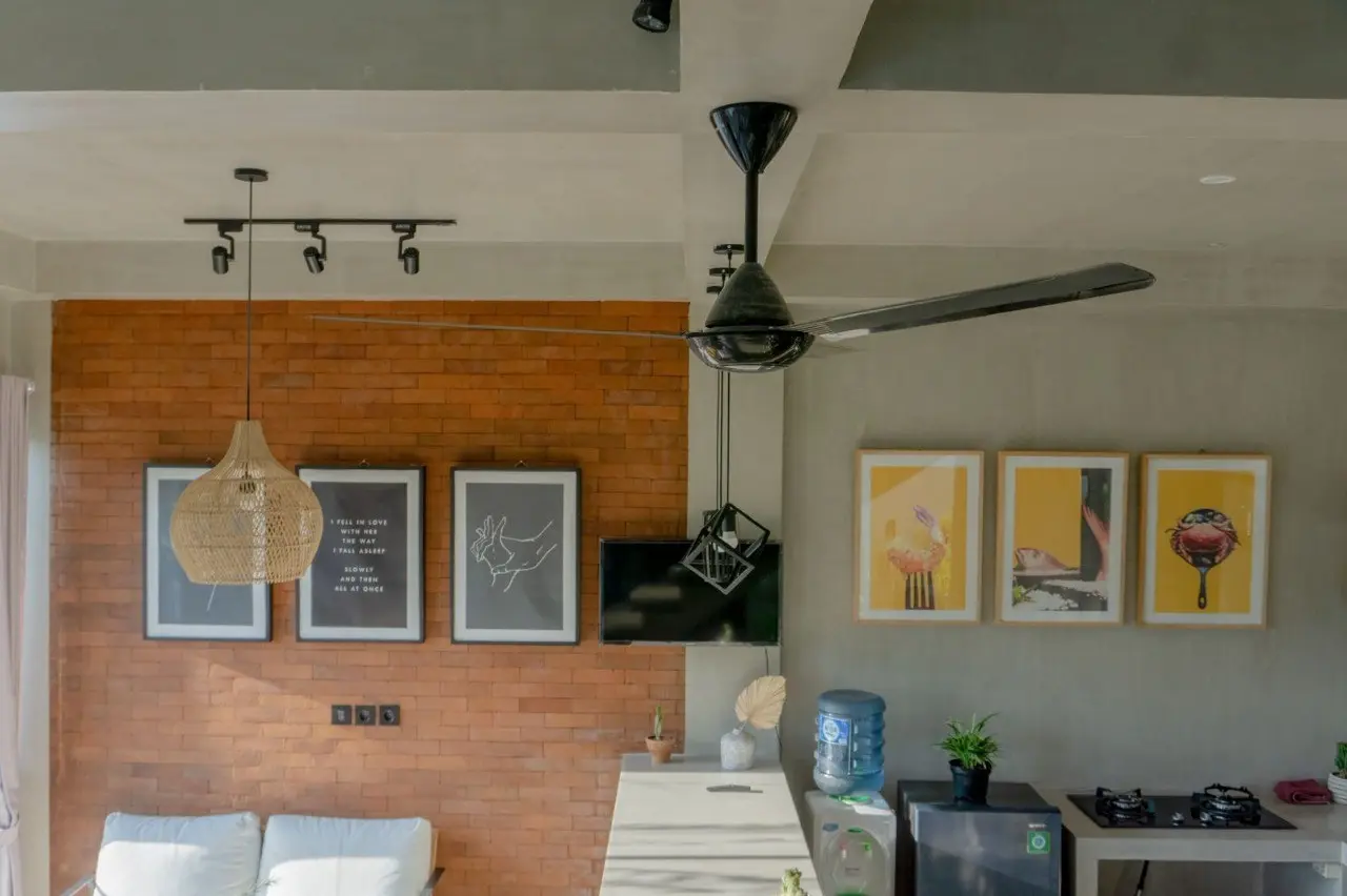 MODERN 3 BR VILLA in PADONAN BB206 — image 3