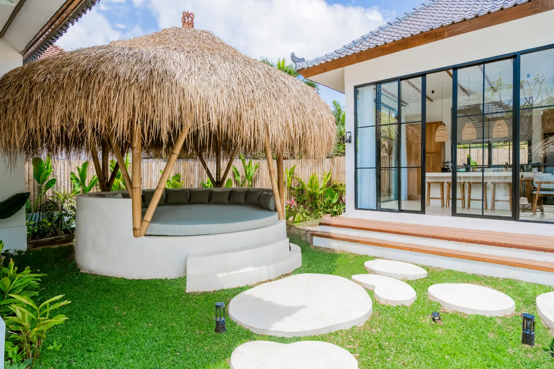 BETA - Ubud 2BR Luxury w/ Big Gazebo & Separated Kitchen — image 1