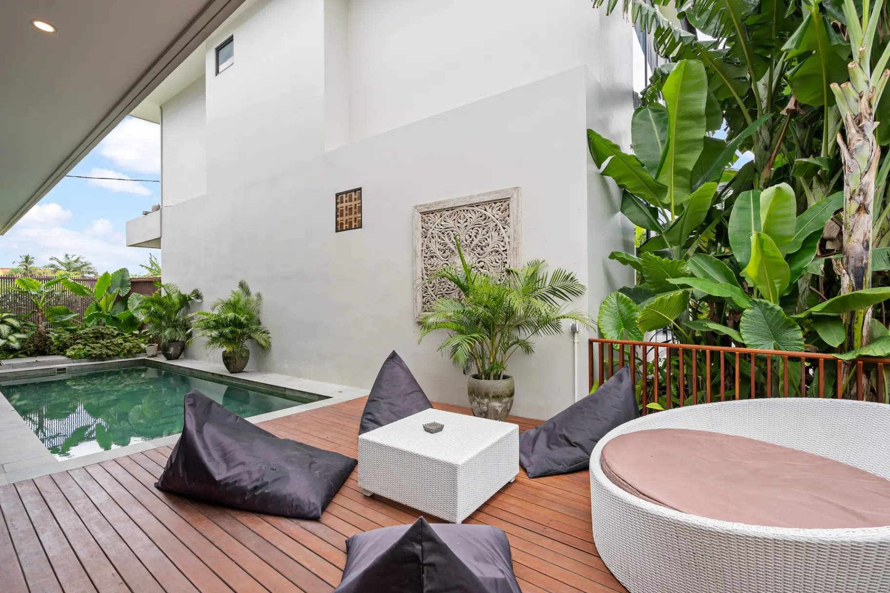 Kammara 5 - Modern 4BR Canggu Villa | Pool & Paddy Views — image 2