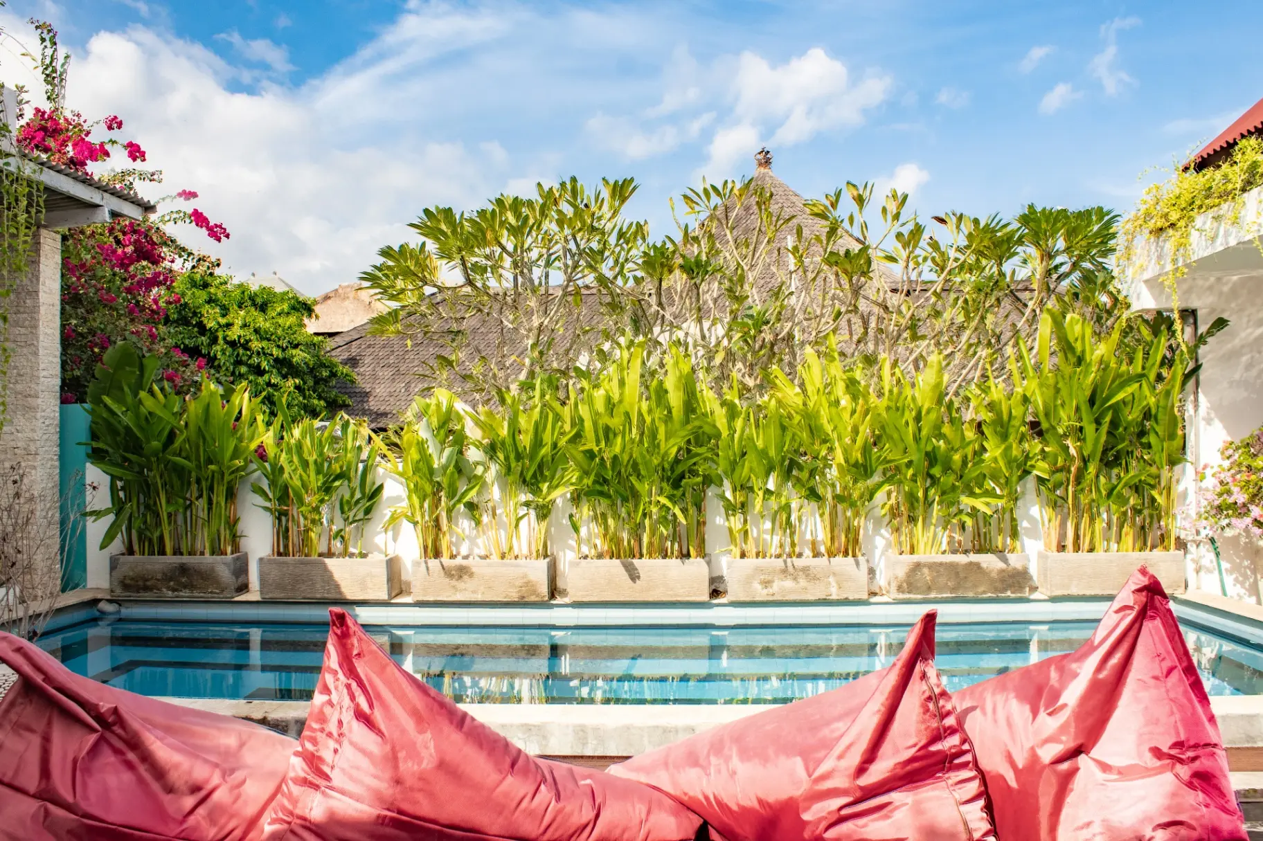 1BR Apartment w/ Pool Close to Atlas Beach Club — image 1