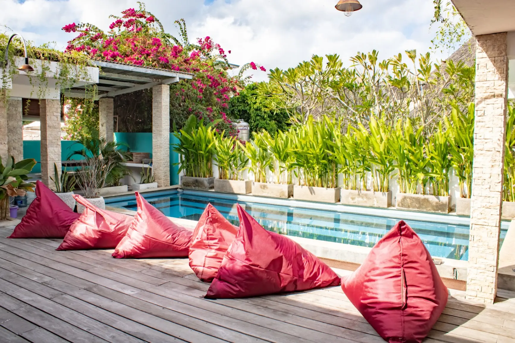 1BR Apartment w/ Pool Close to Atlas Beach Club — image 3