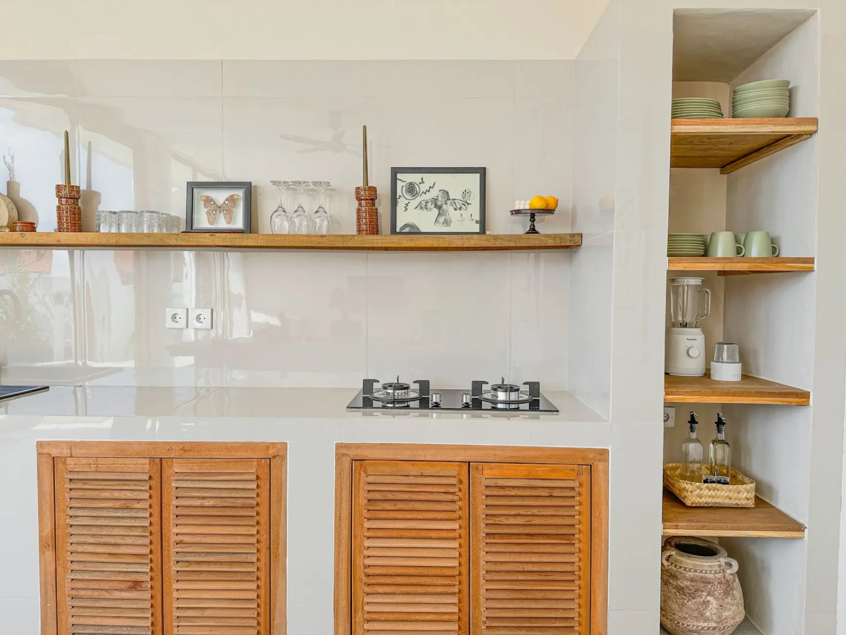 NEW 2BR VILLA w/ POOL & ROOFTOP | Pererenan Prime | 40M/month — image 1