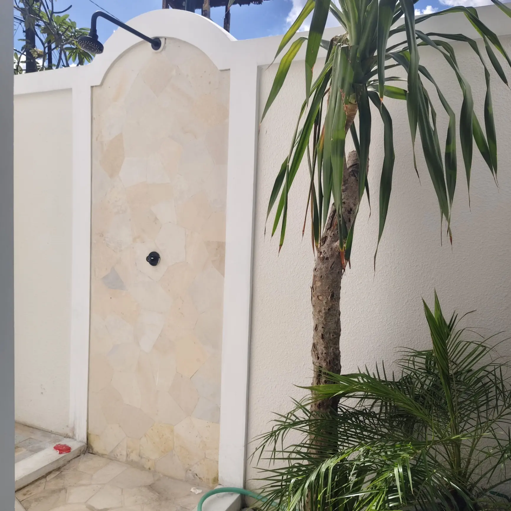 MODERN 3 BR VILLA in PERERENAN BB106 — image 4