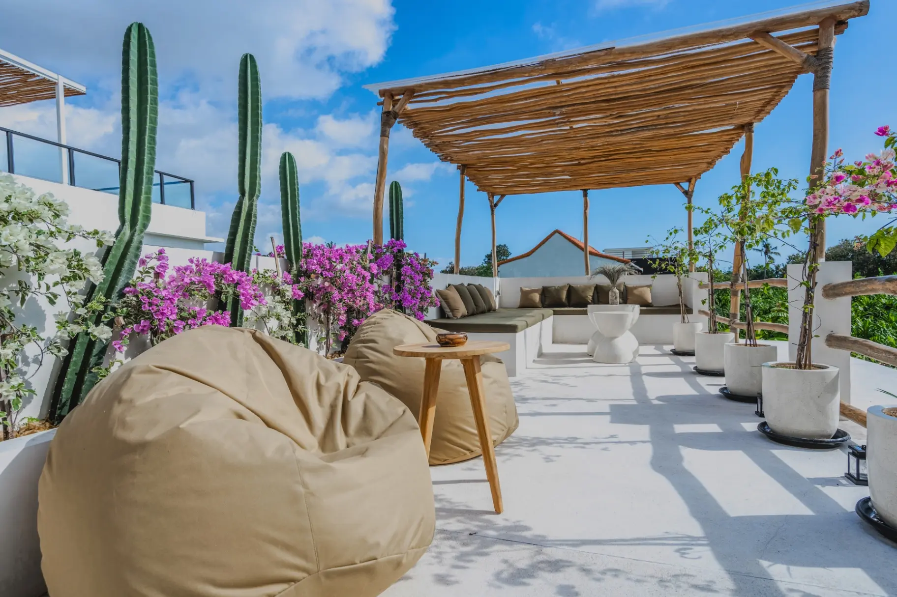 Luana - Modern 2BR Canggu | Private Pool & Rooftop — image 3