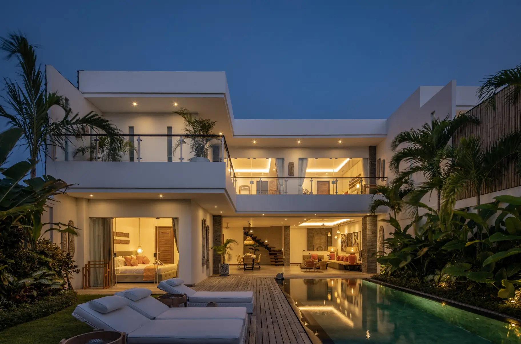 Madura - Canggu 4BR Private Pool Villa near Finns and Beach — image 1