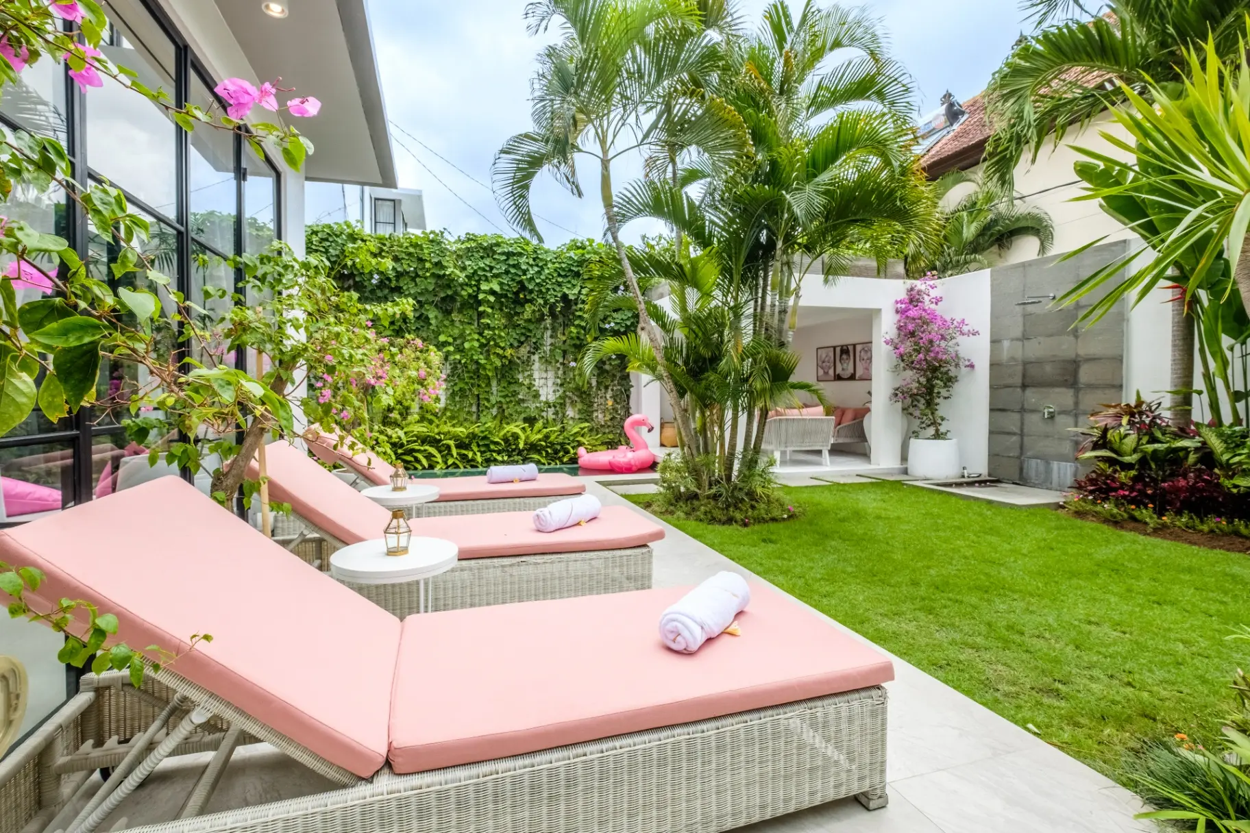 Maison Jolie - 4BR Designer Canggu Villa | Pool Near Cafés — image 4