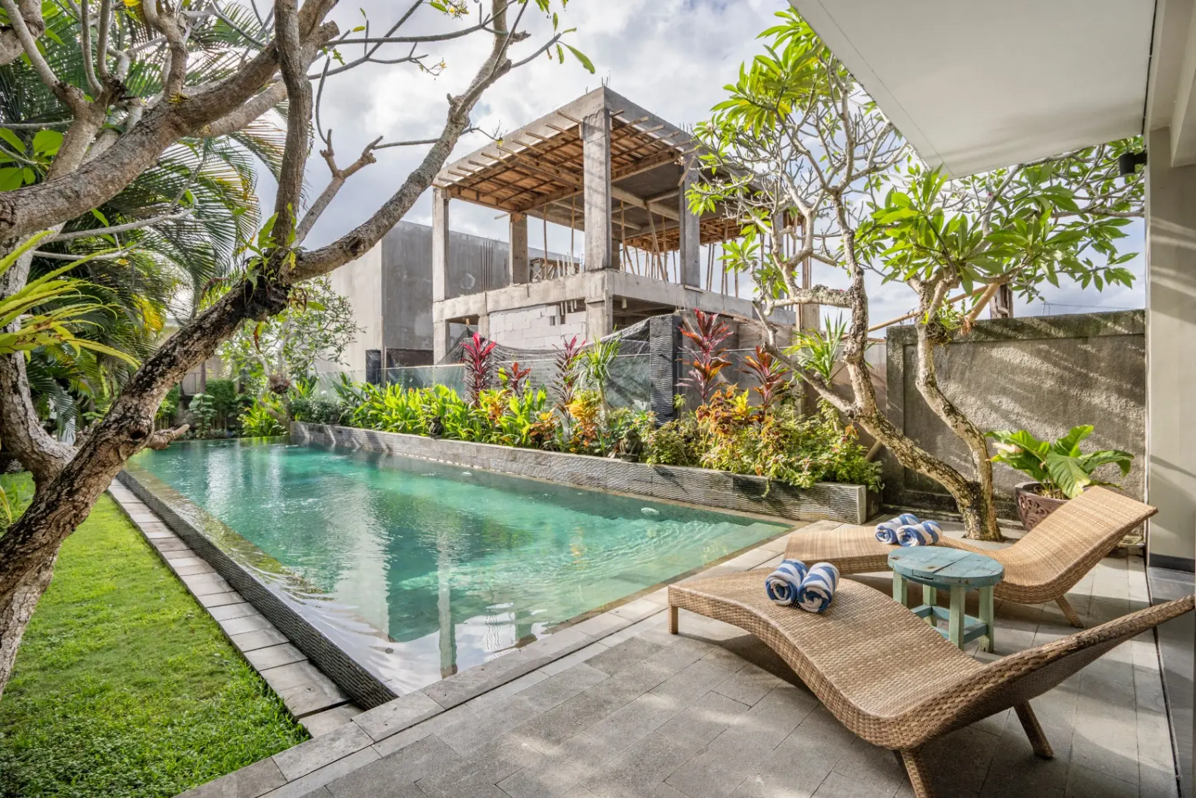 Modern & Spacious 4BR Villa with Huge Pool — image 2