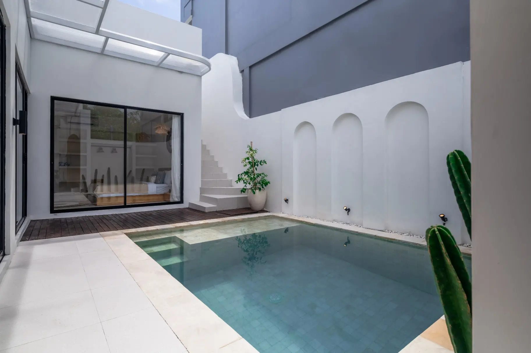 2BR Designer Villa – Pool Rooftop Berawa — image 1