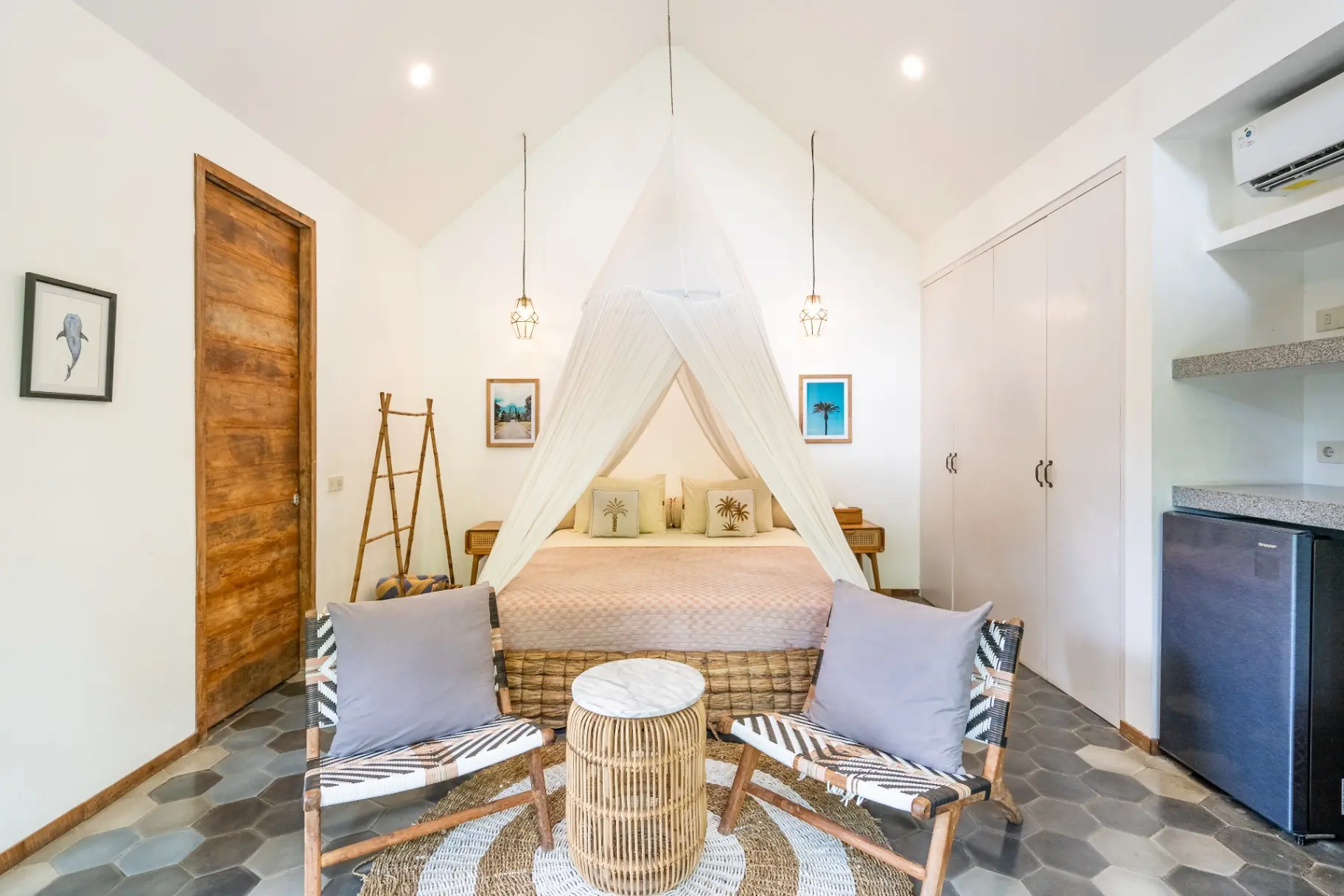 1BR Villa with Pool & Garden near Pererenan Beach — image 1