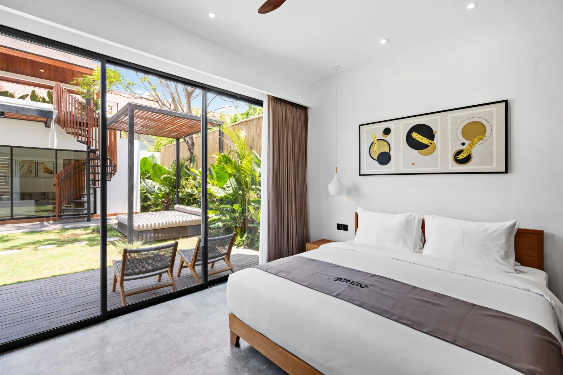 Sein- 4BR Luxurious Villa w/ Pool & Rooftop Lounge — image 4
