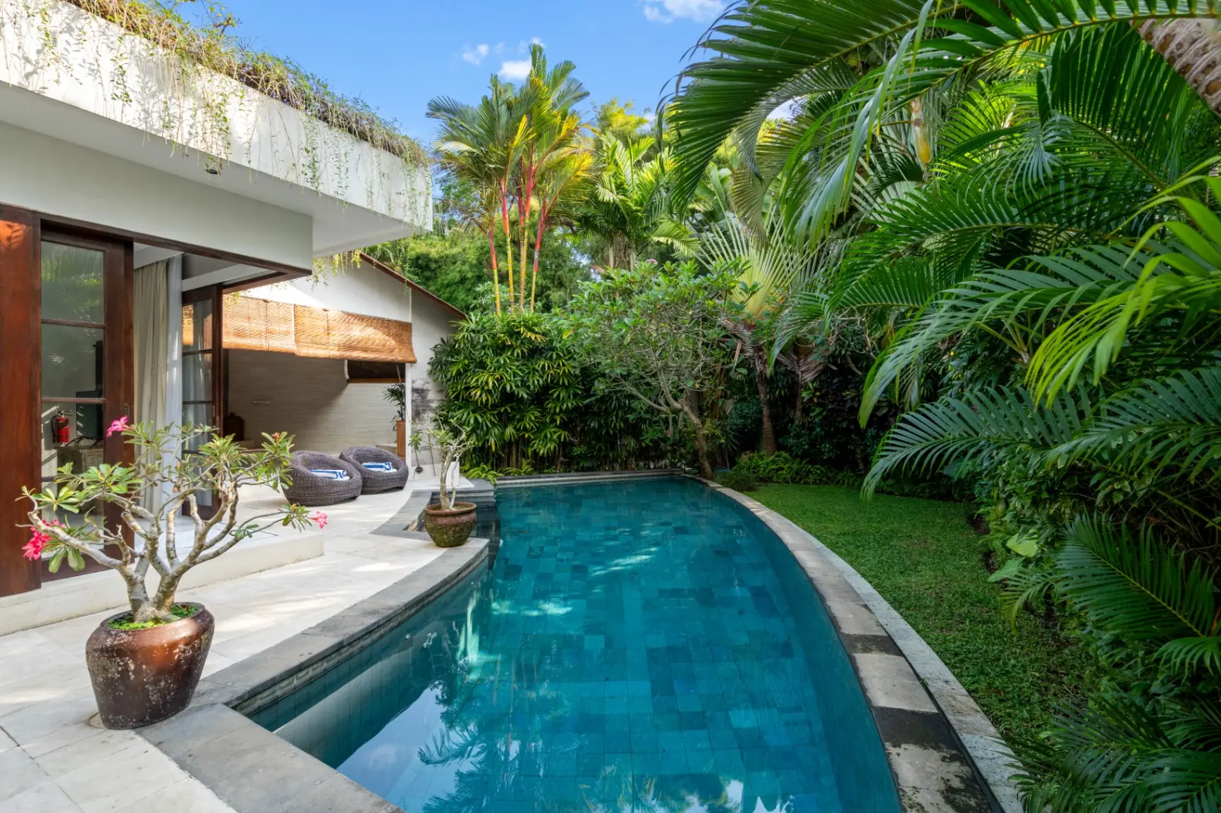 Sahaja - Tranquil Oasis 2BR Canggu | Pool & Bathtub — image 2
