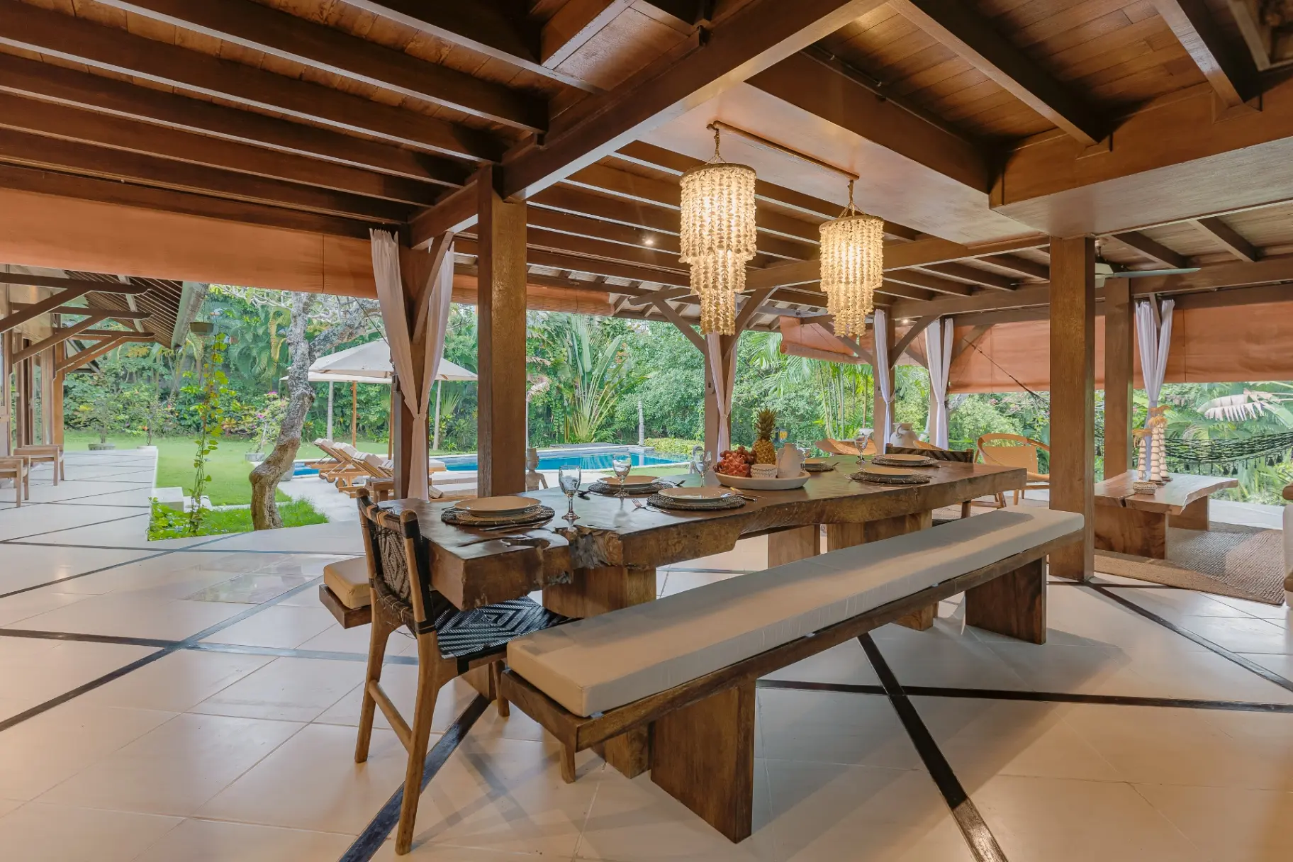 Sungai - 4BR Luxury Berawa Beach Villa | Free Breakfast — image 4