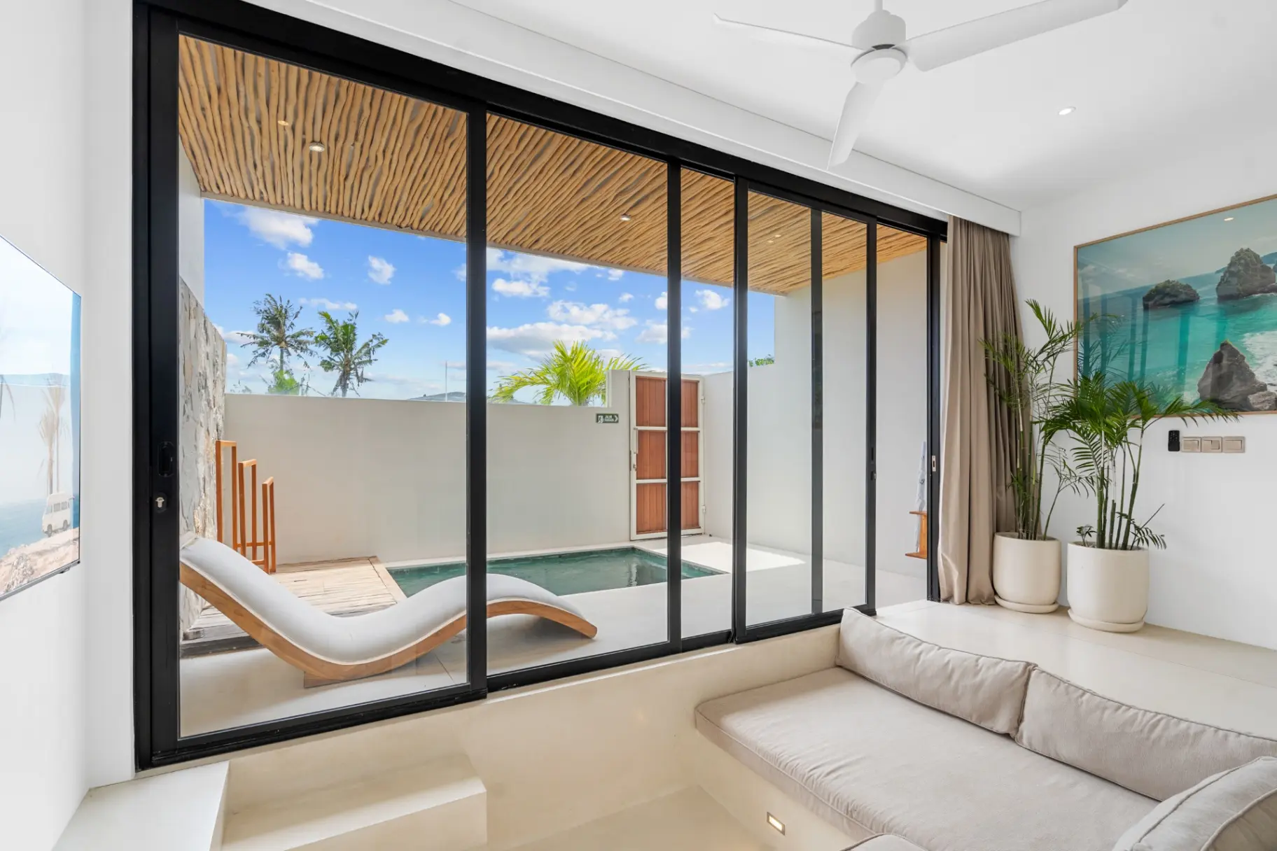 Sore - Stylish Apt w/ Private Pool Near Pererenan Beach