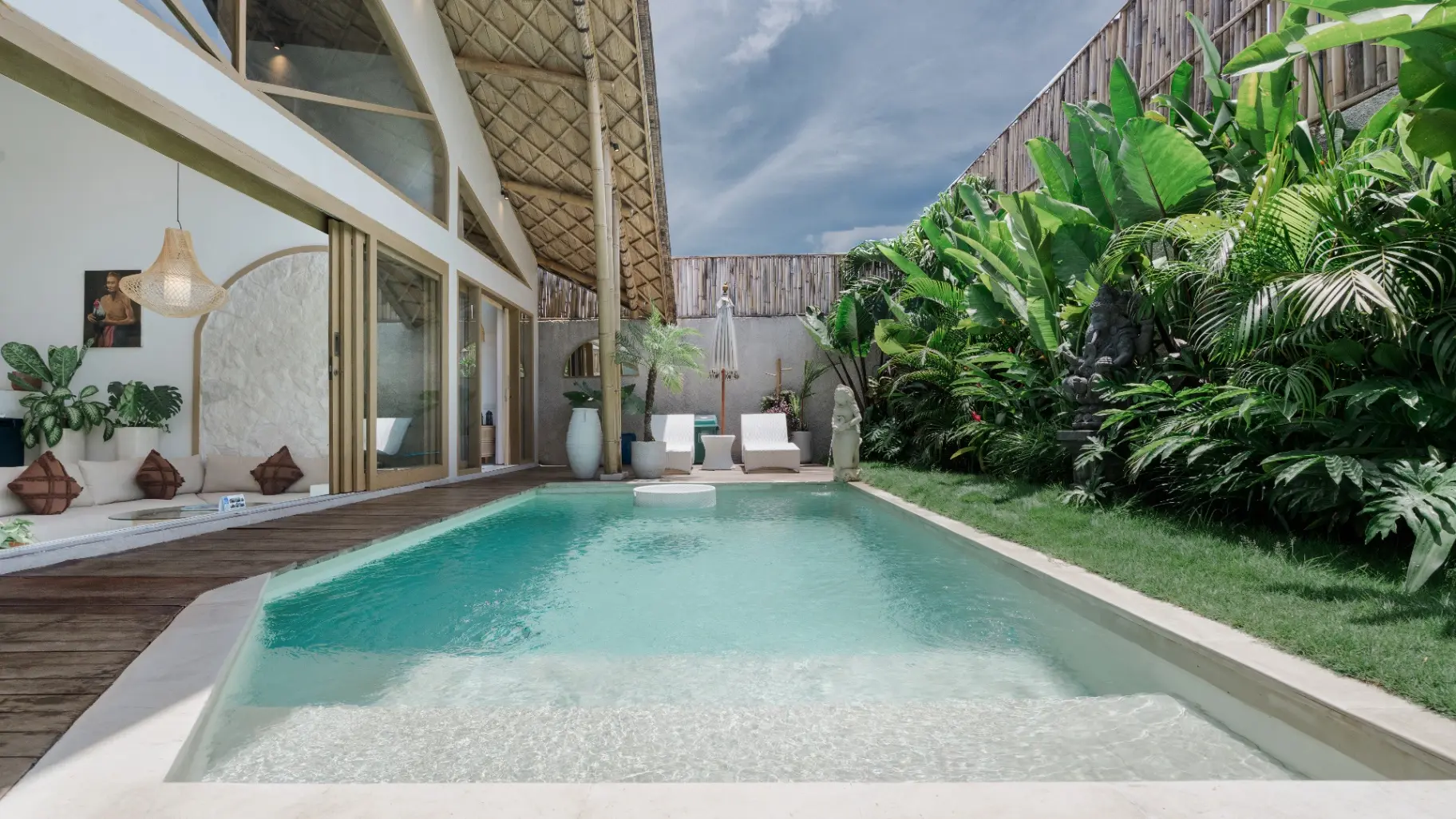 Sunny Paradise - Luxe Canggu 2BR Tropical Bamboo Villa | Pool — image 4