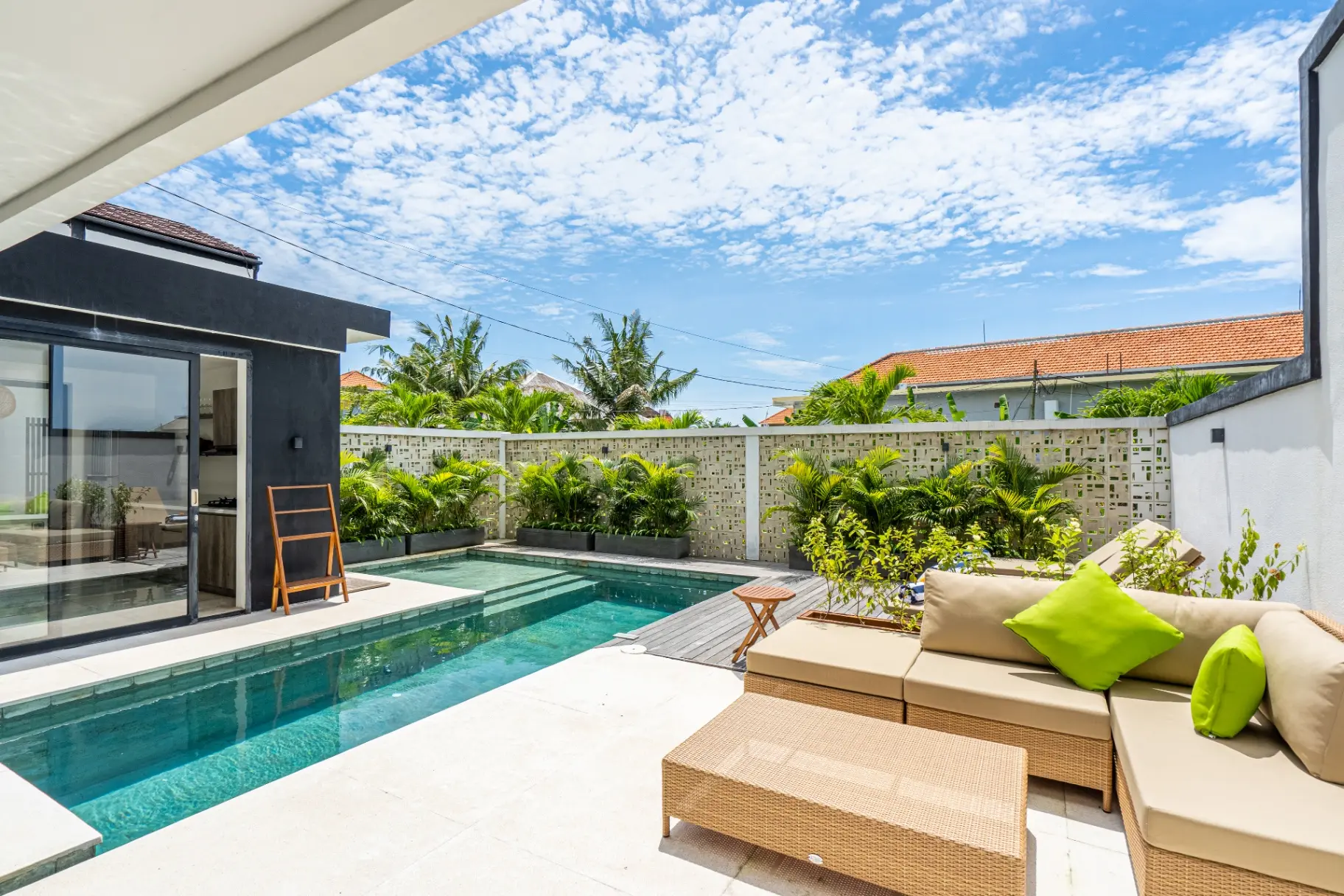Terrace B3 - 3BR Amazing Villa Canggu Pool & Balcony — image 2