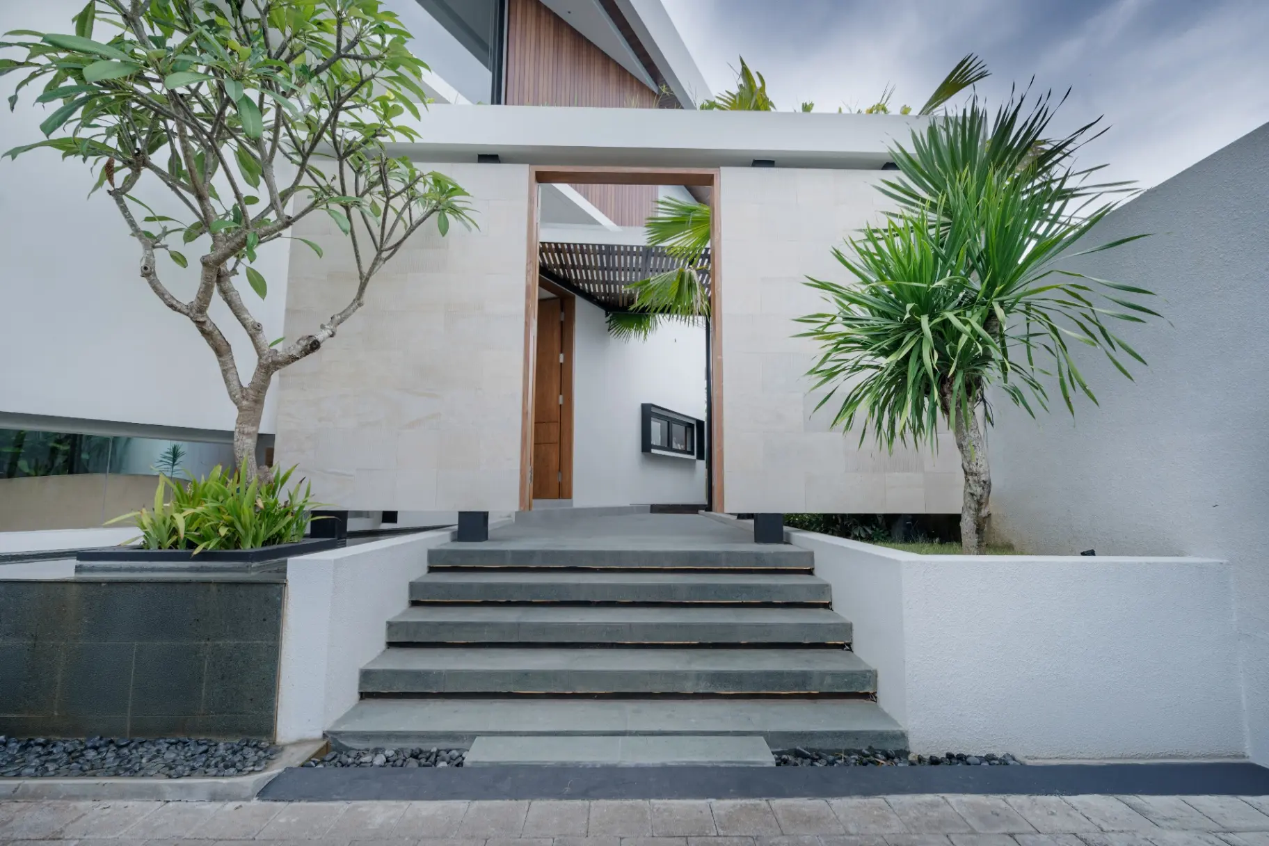Uma Namu - 3BR Luxury Canggu Villa with Pool & Prime Location — image 4