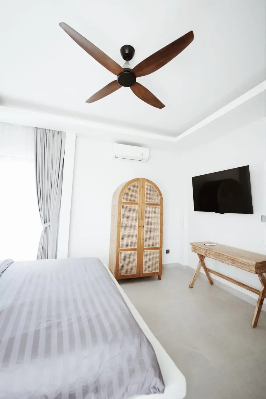 For Sale – Huge Freehold Villa in Jl. Gunung Salak — image 1
