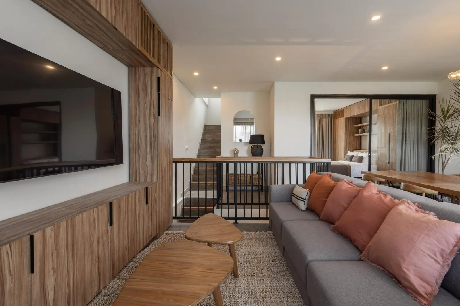 2BR Perfect Villa: Rooftop Jacuzzi & Paddy View — image 2